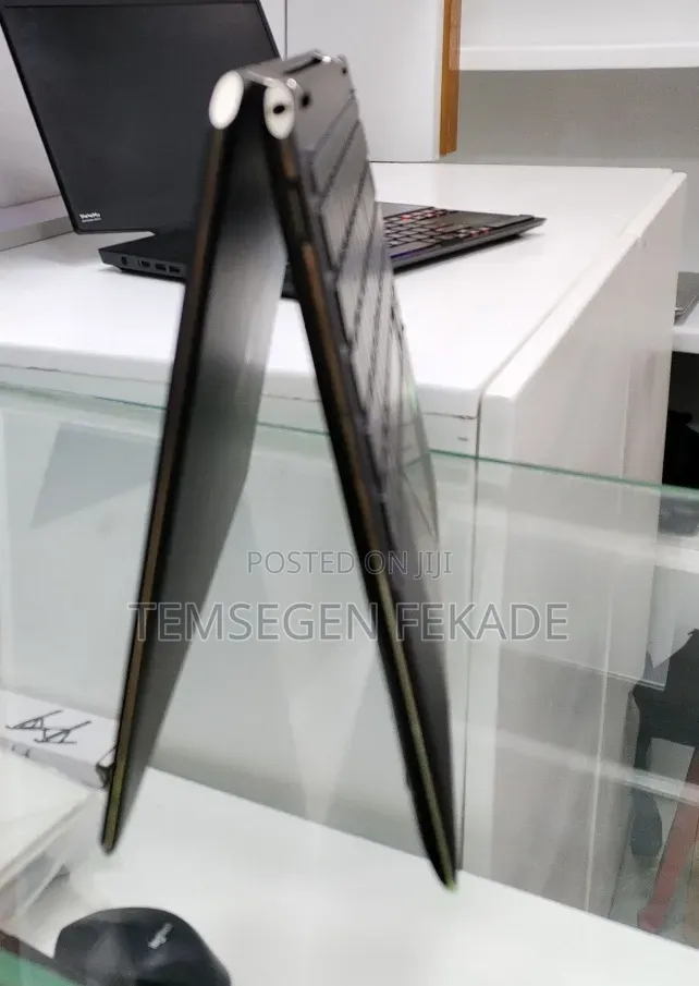New Laptop HP Spectre X360 16GB Intel Core i7 SSD 1T
