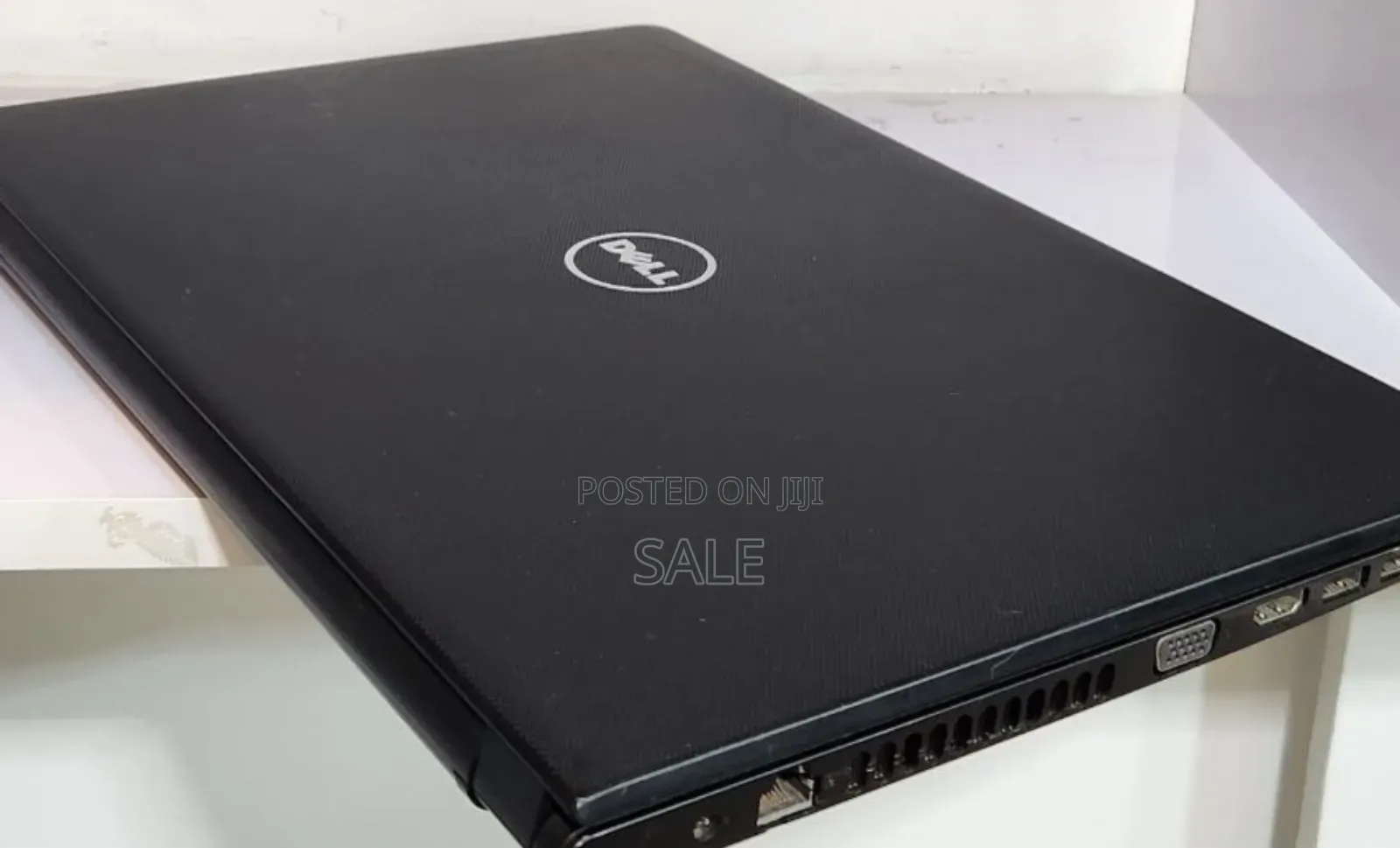 New Laptop Dell Vostro 1015 4GB Intel Core i5 SSD 500GB