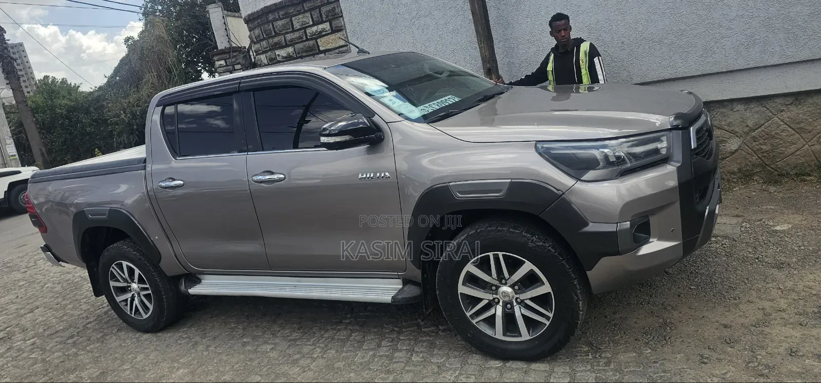 Toyota Hilux Revo Double Cab Deisel 2.4 AWD 2017 Gray