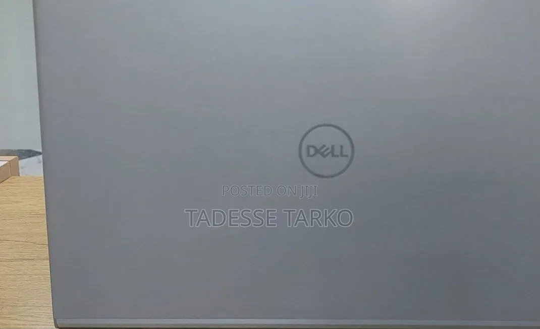 New Laptop Dell 16GB Intel Core i7 SSD 512GB