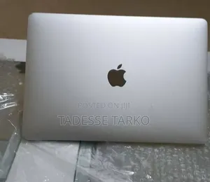 New Laptop Apple MacBook Pro 2017 16GB Intel Core i5 SSD 256GB