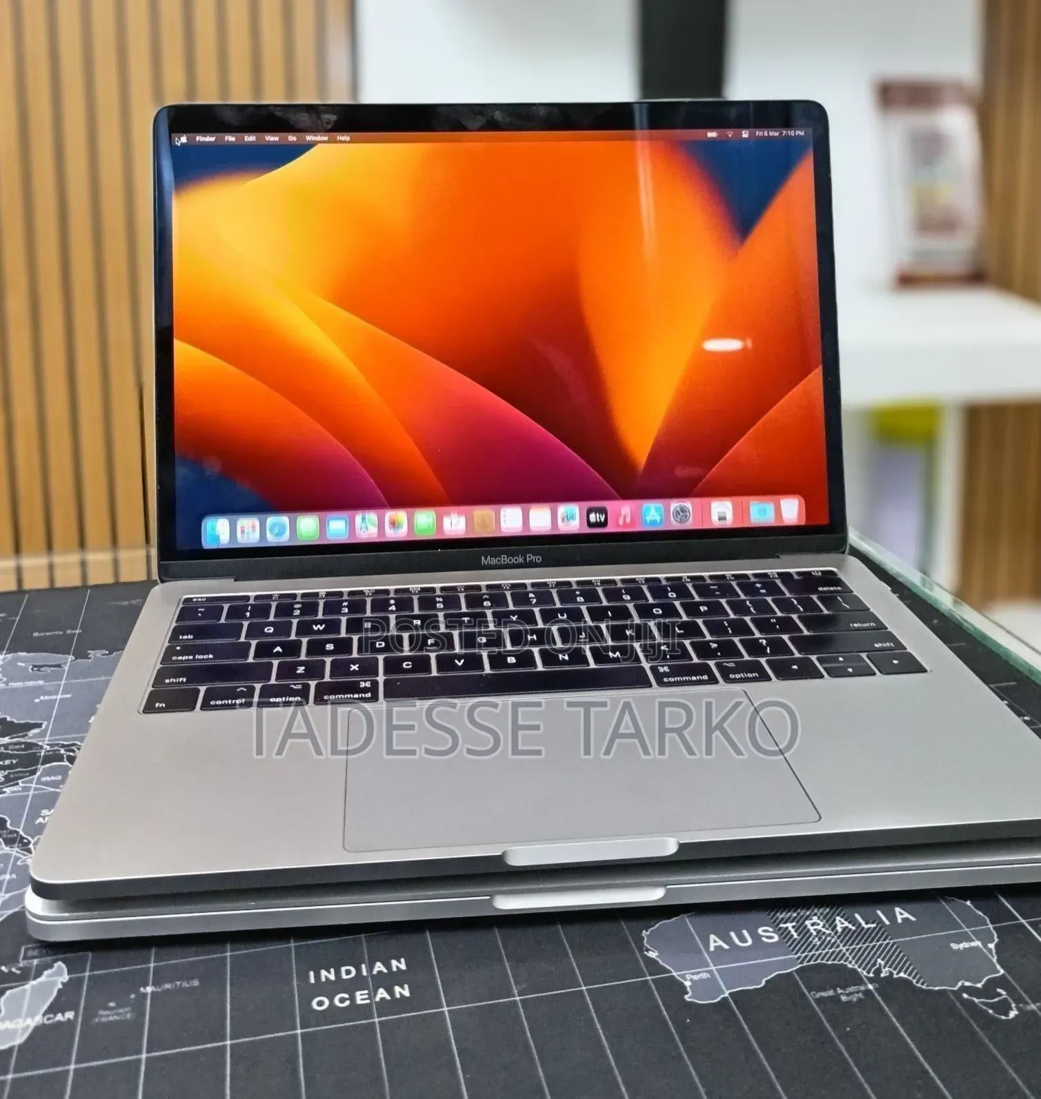 New Laptop Apple MacBook Pro 2017 16GB Intel Core i5 SSD 256GB