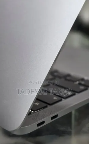 New Laptop Apple MacBook Air 2020 M1 16GB Apple M1 SSD 256GB
