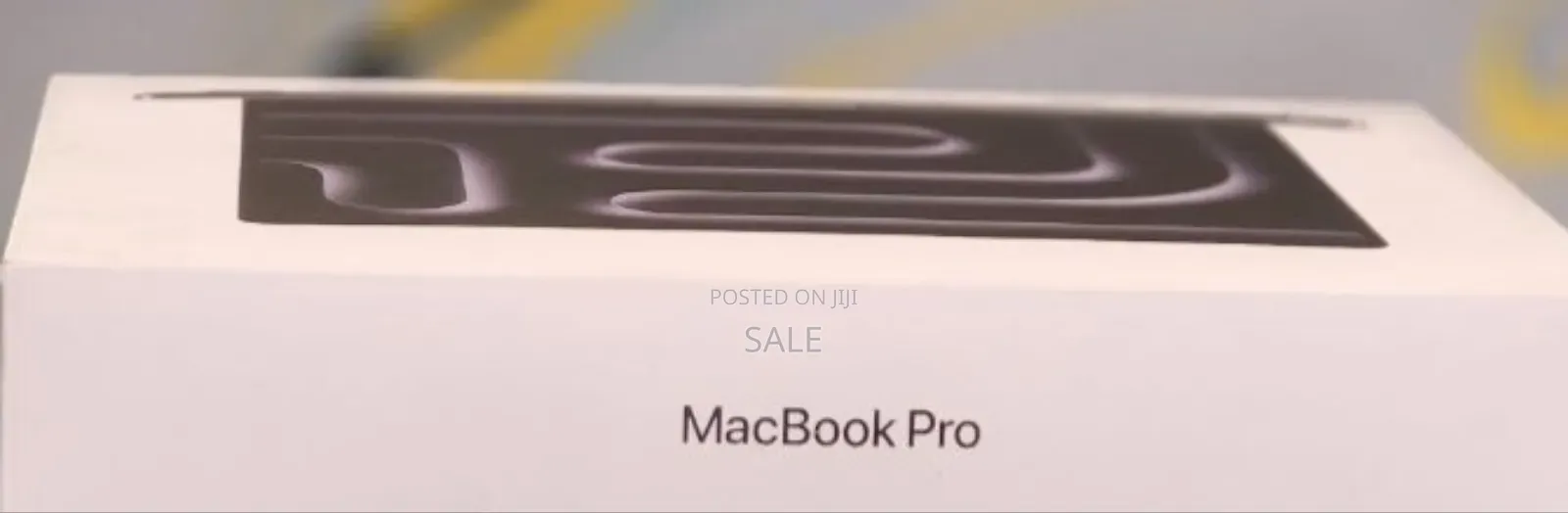 New Laptop Apple MacBook Pro M1 16GB Apple M1 Pro SSD 512GB