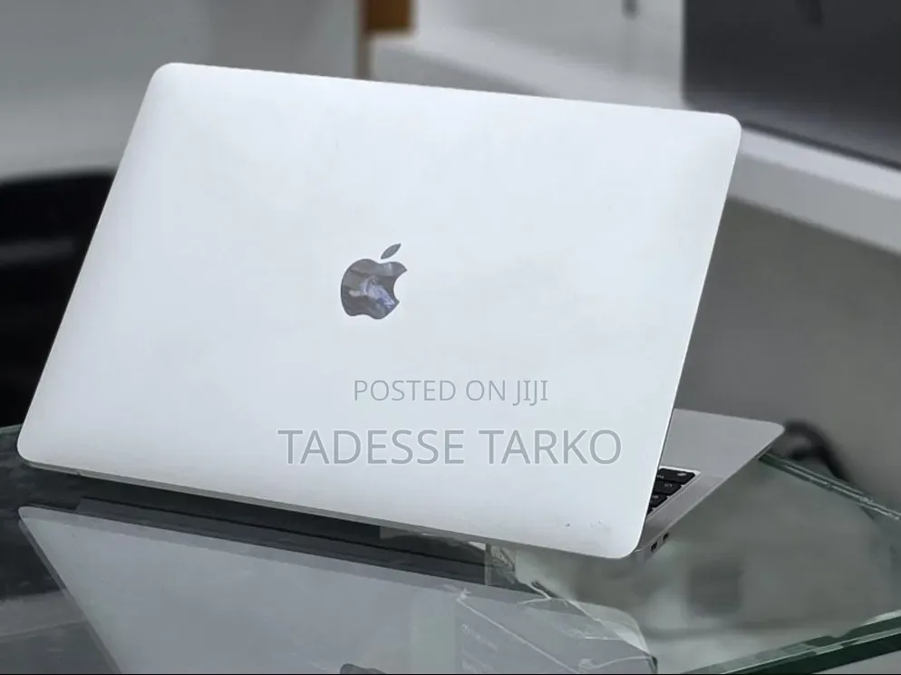 New Laptop Apple MacBook Air 2020 M1 16GB Apple M1 SSD 512GB