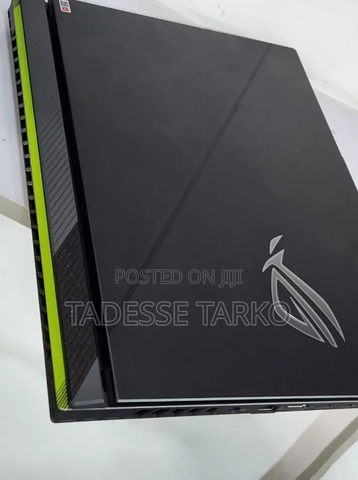 New Laptop Asus ROG Strix G16 G614 16GB Intel Core i9 SSD 1T