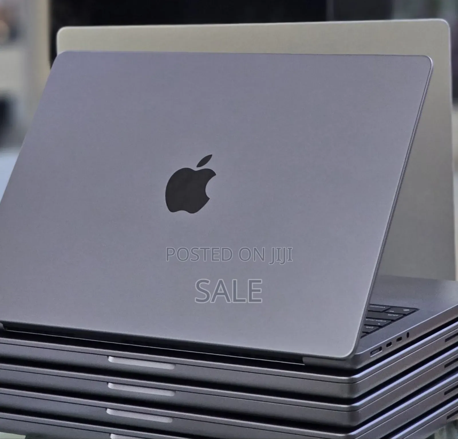 New Laptop Apple MacBook Pro M1 32GB Apple M1 Pro SSD 512GB