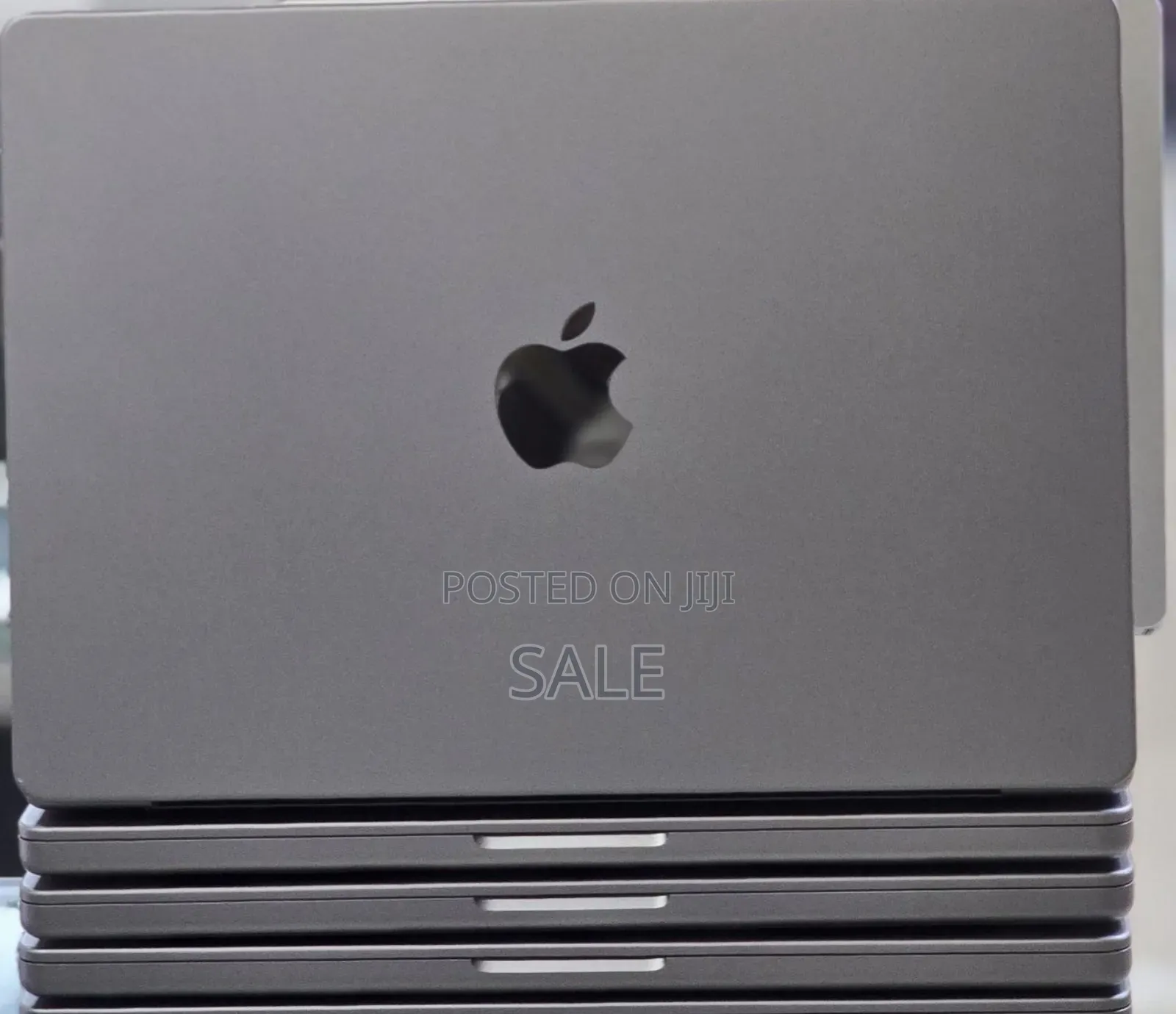 New Laptop Apple MacBook Pro M1 32GB Apple M1 Pro SSD 512GB