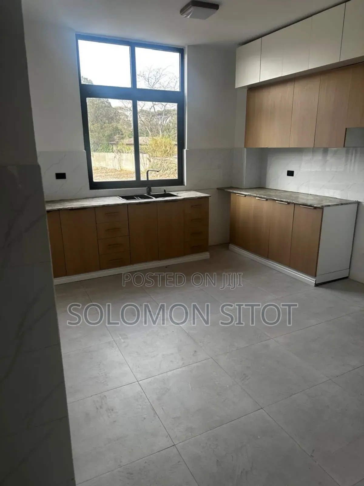3bdrm Apartment in Three Bedrooms, Yeka for rent