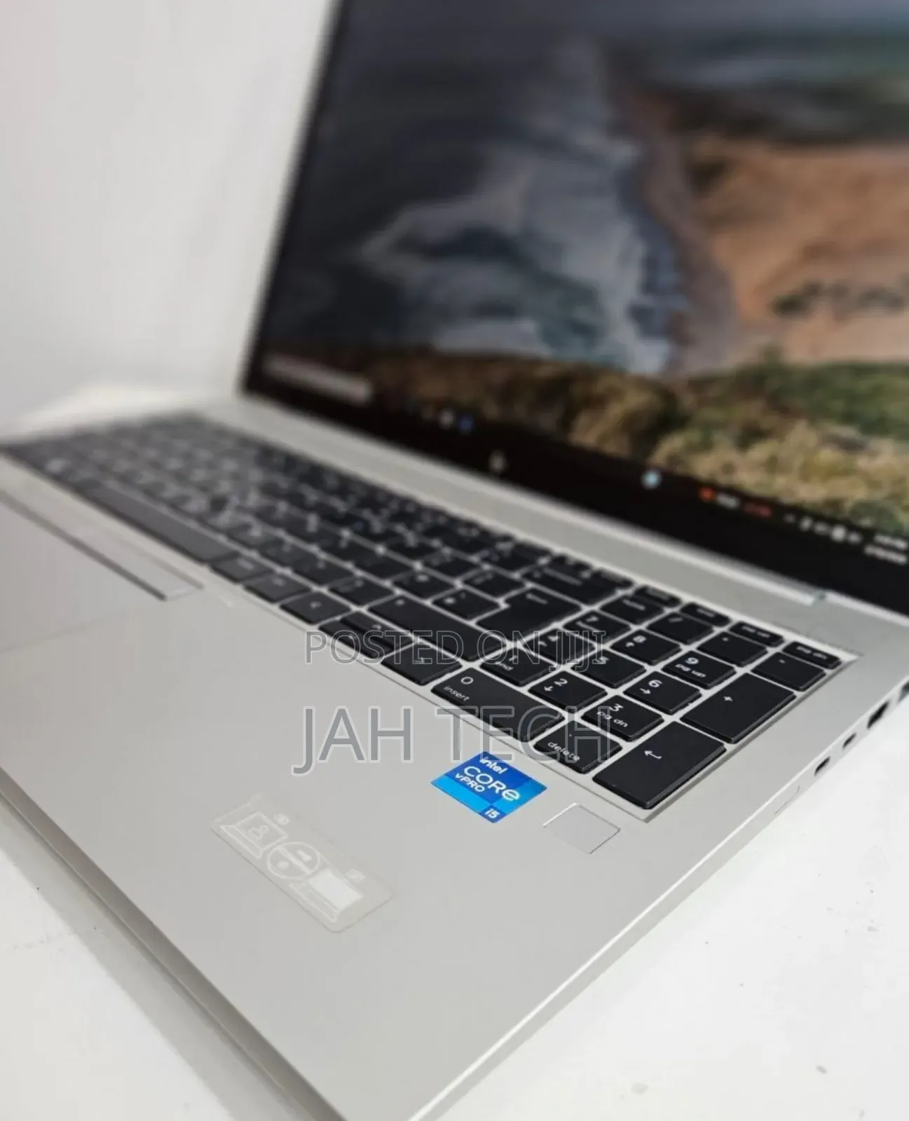 New Laptop HP EliteBook 850 G8 16GB Intel Core i5 SSD 512GB