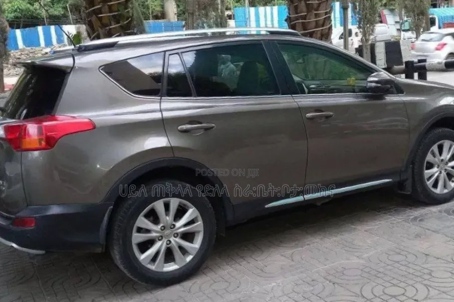 Toyota RAV4 2014 Teal
