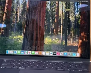 New Apple MacBook Air 2025 M4 15-inch 16GB Apple M4 Pro SSD 256GB