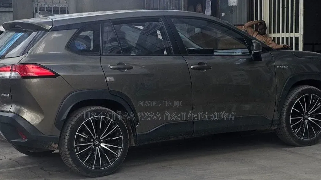 New Toyota Corolla Cross Hybrid 2024 Teal