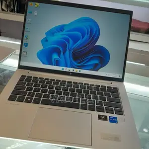 New Laptop HP EliteBook 840 G9 16GB Intel Core i5 SSD 512GB