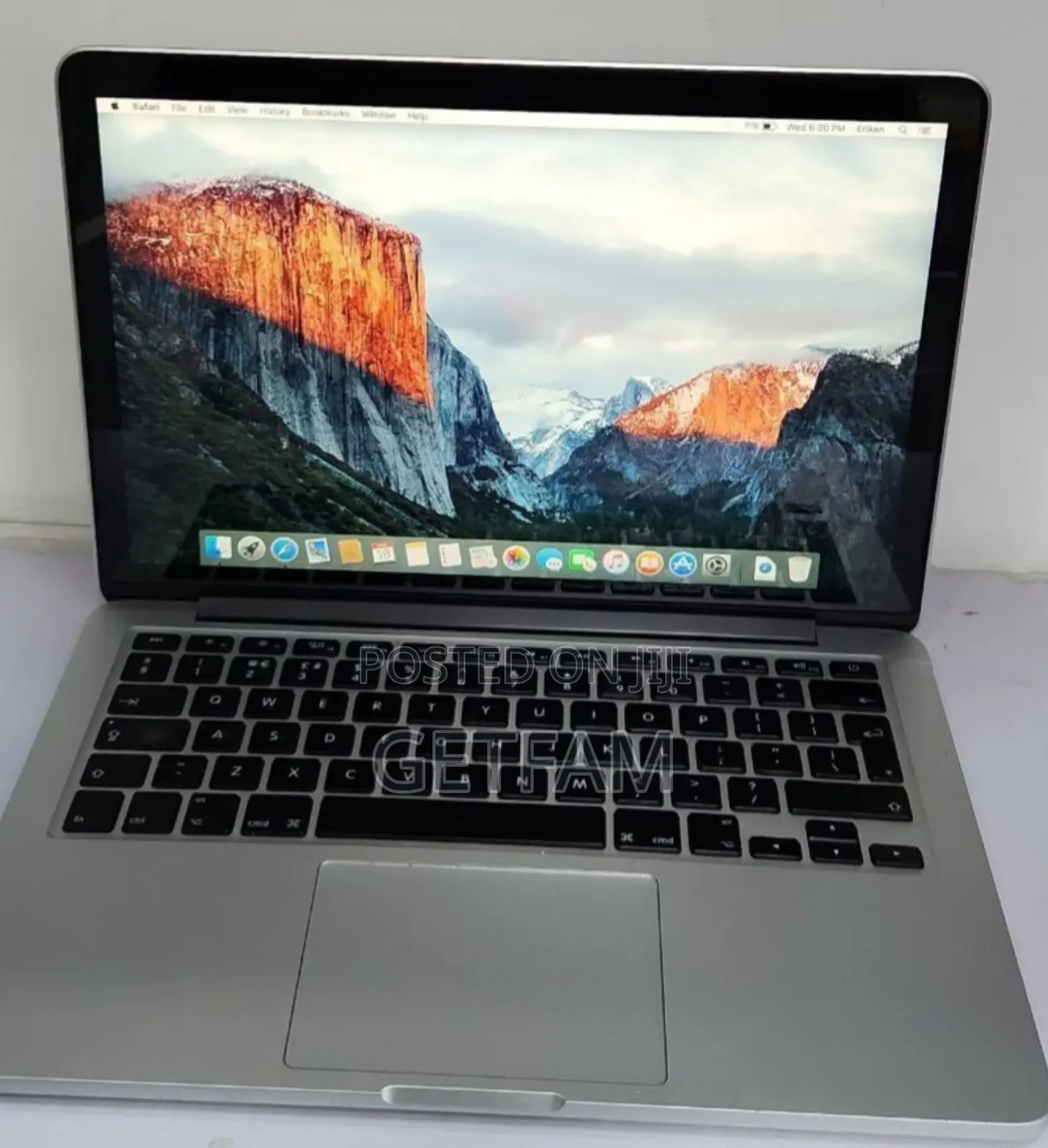 New Laptop Apple MacBook 2015 8GB Intel Core i5 SSD 128GB