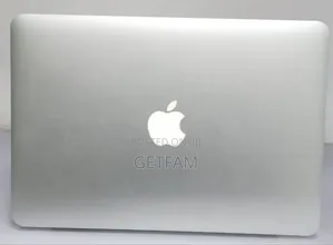 New Laptop Apple MacBook 2015 8GB Intel Core i5 SSD 128GB