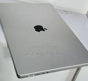 New Laptop Apple MacBook Pro M1 16GB Apple M1 Pro SSD 512GB