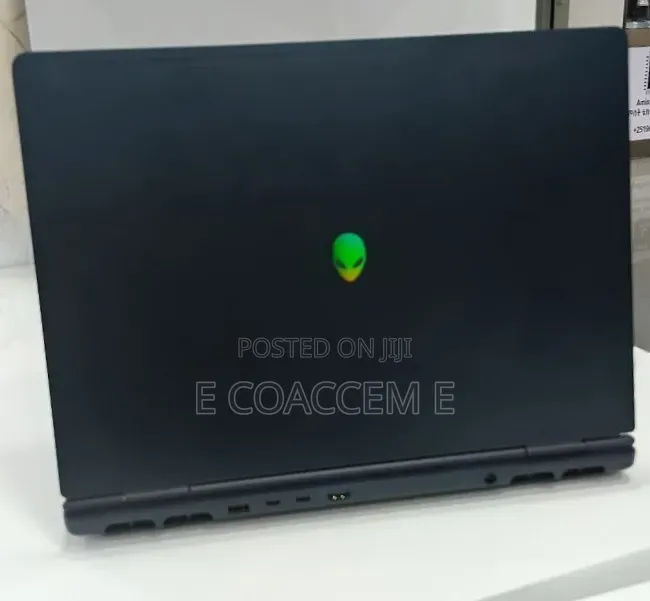 New Laptop Alienware 16 Aurora 32GB Intel Core Ultra 9 SSD 1T