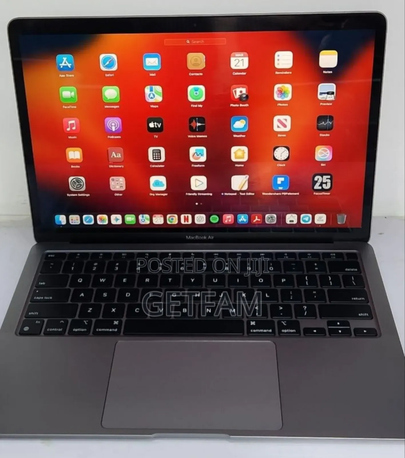 New Laptop Apple MacBook Air 2020 M1 8GB Apple M1 SSD 256GB