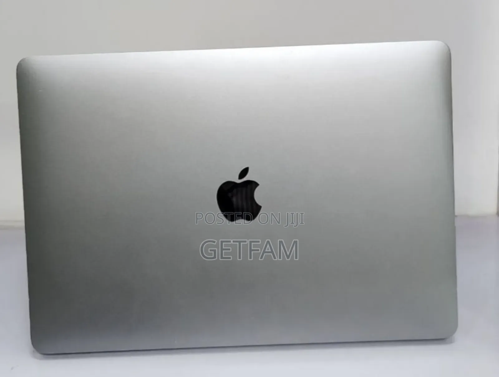 New Laptop Apple MacBook Air 2020 M1 8GB Apple M1 SSD 256GB