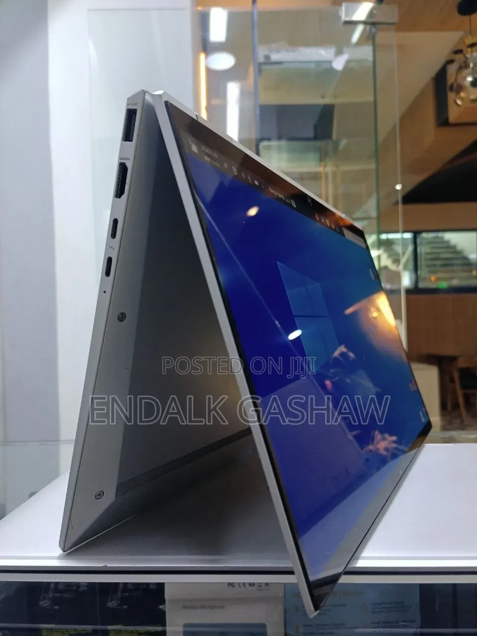 New Laptop HP EliteBook x360 1040 G7 16GB Intel Core i7 SSD 512GB