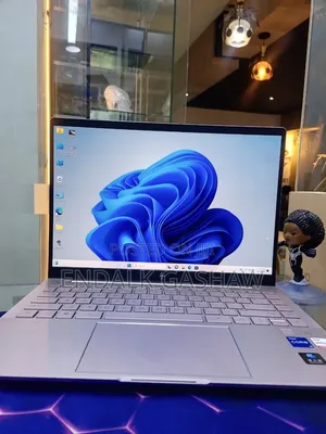 New Laptop HP Pavilion 14 16GB Intel Core i5 SSD 1T