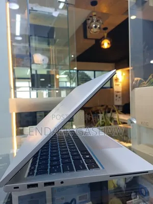 New Laptop HP EliteBook 830 G7 16GB Intel Core i7 SSD 512GB