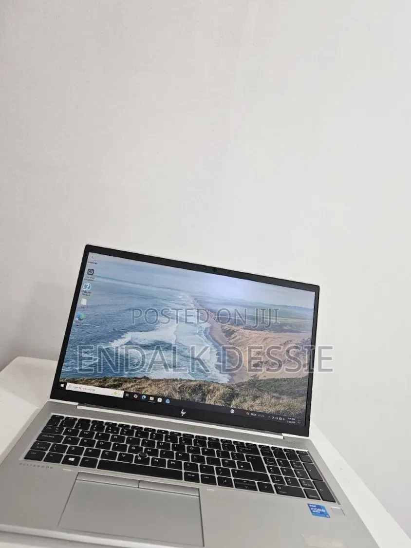 New Laptop HP EliteBook 850 G8 16GB Intel Core i5 SSD 512GB