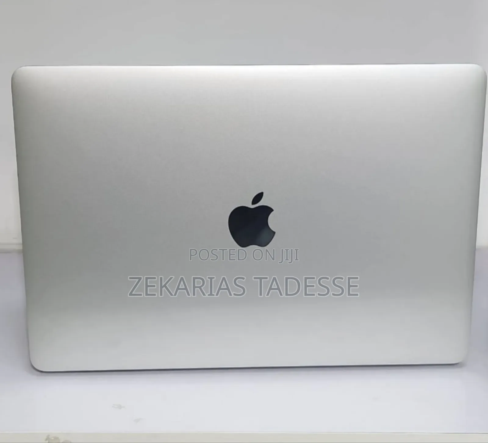 New Laptop Apple MacBook Pro 2020 M1 16GB Intel Core i7 SSD 512GB