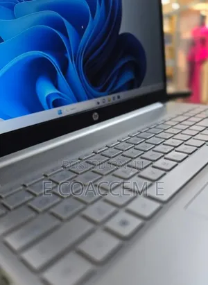 New Laptop HP 8GB Intel Core i7 SSD 512GB