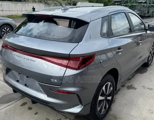 New BYD E2 43 kWh 94 hp FWD 2025 Gray