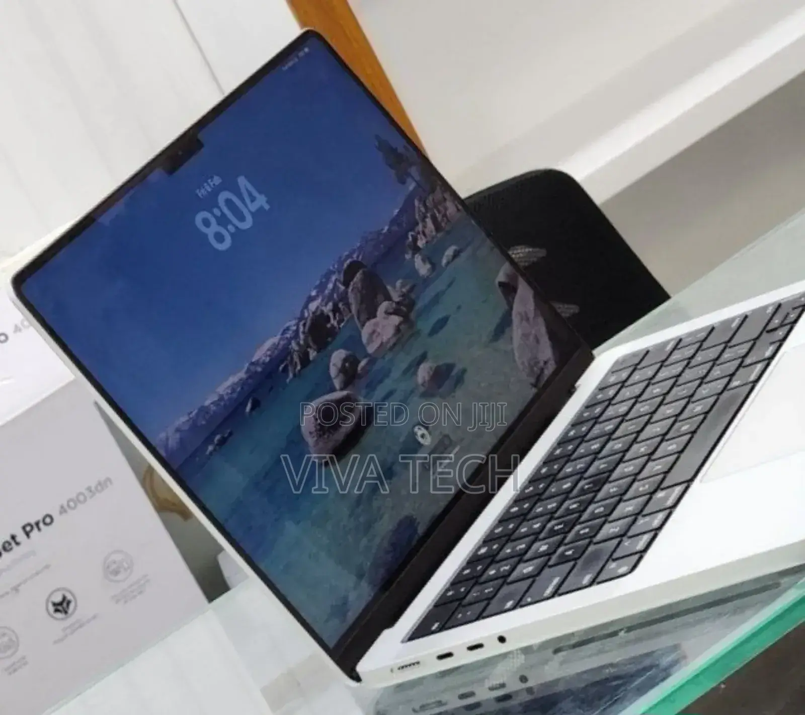 New Laptop Apple MacBook Pro M1 16GB Apple M1 Pro SSD 512GB
