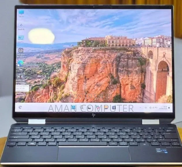 New Laptop HP Spectre X360 16GB Intel Core i7 SSD 512GB
