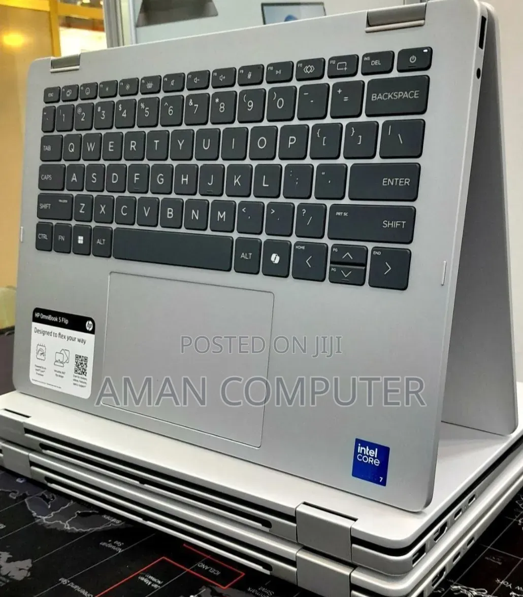 New Laptop HP OmniBook 5 Flip 16GB Intel Core 7 SSD 512GB