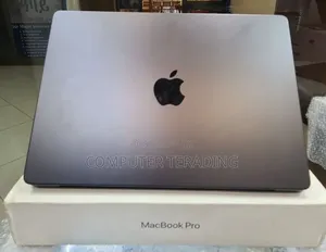 New Apple MacBook Pro 2025 M5 14-inch 16GB Apple M5 Pro SSD 512GB