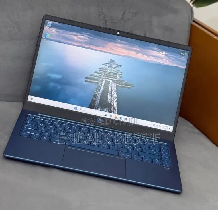 New Laptop HP Stream Notebook 16GB Intel Core i5 SSD 512GB