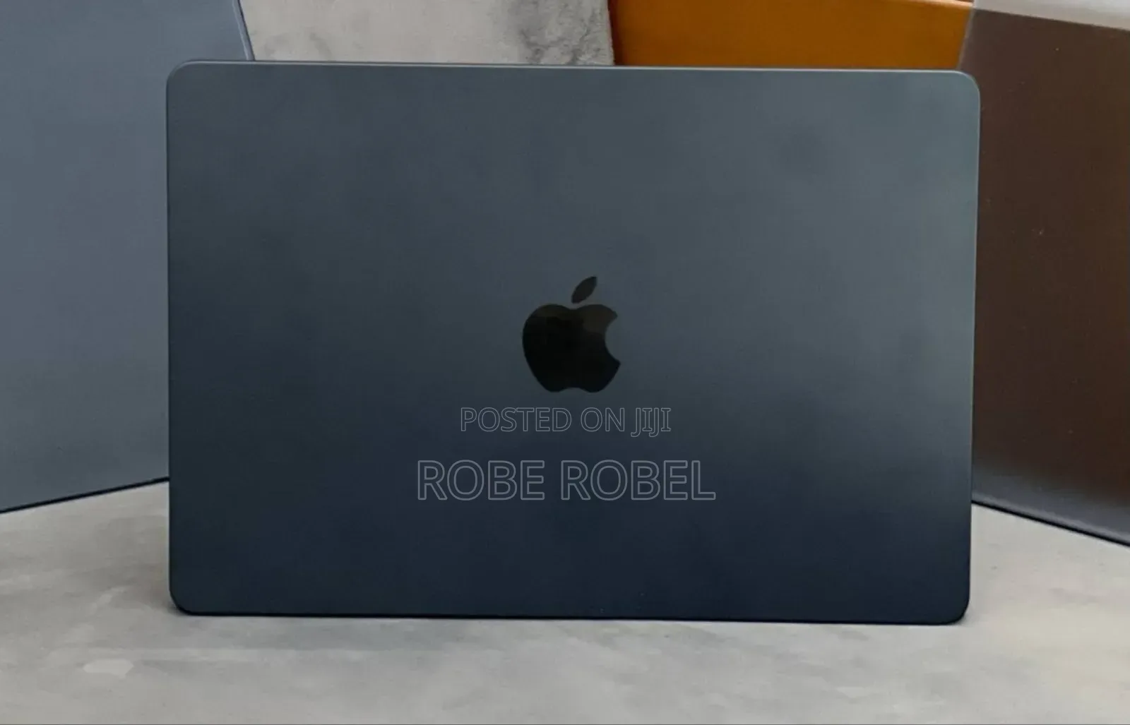 New Laptop Apple MacBook Air 2022 M2 8GB Intel Core M2 SSD 256GB