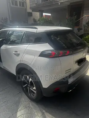 Peugeot 2008 2022 White