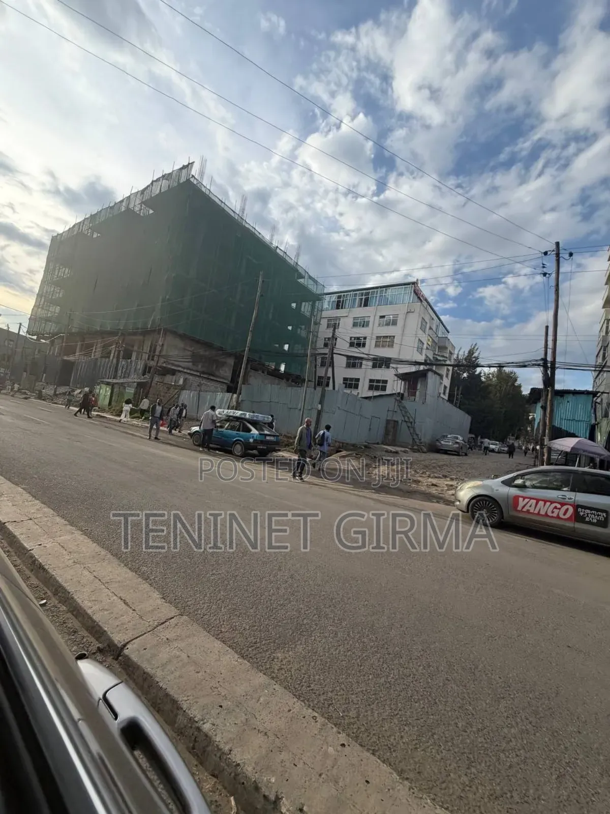 3bdrm Apartment in Dema Hope Realestate, Yeka for sale