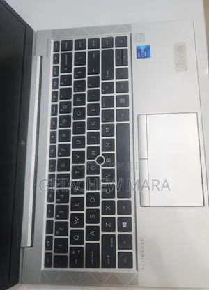 New Laptop HP EliteBook 840 G8 16GB Intel Core i7 SSD 512GB