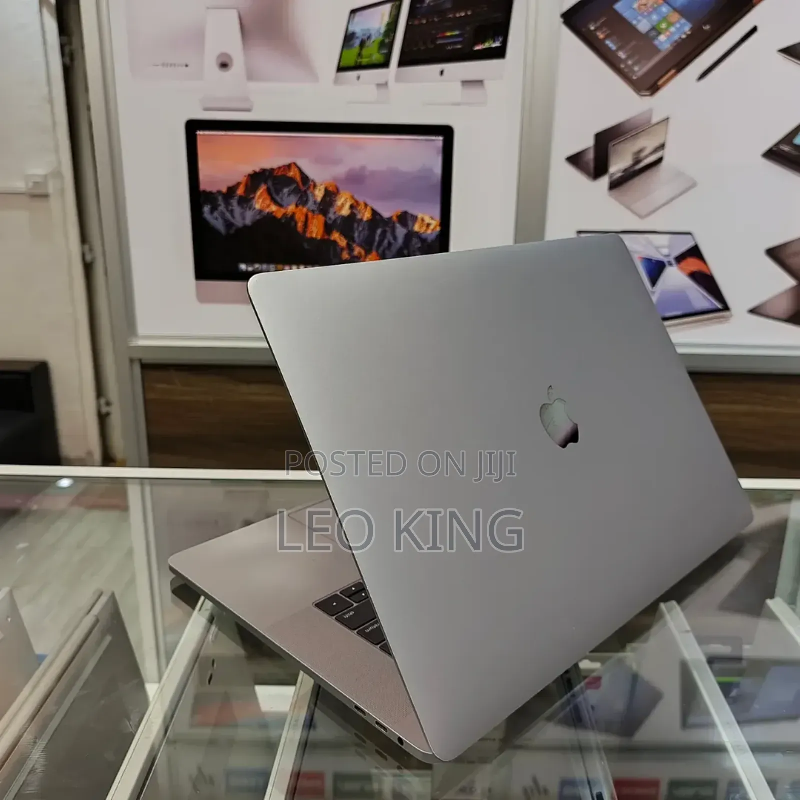 Laptop Apple MacBook Pro 2017 16GB Intel Core i7 SSD 512GB