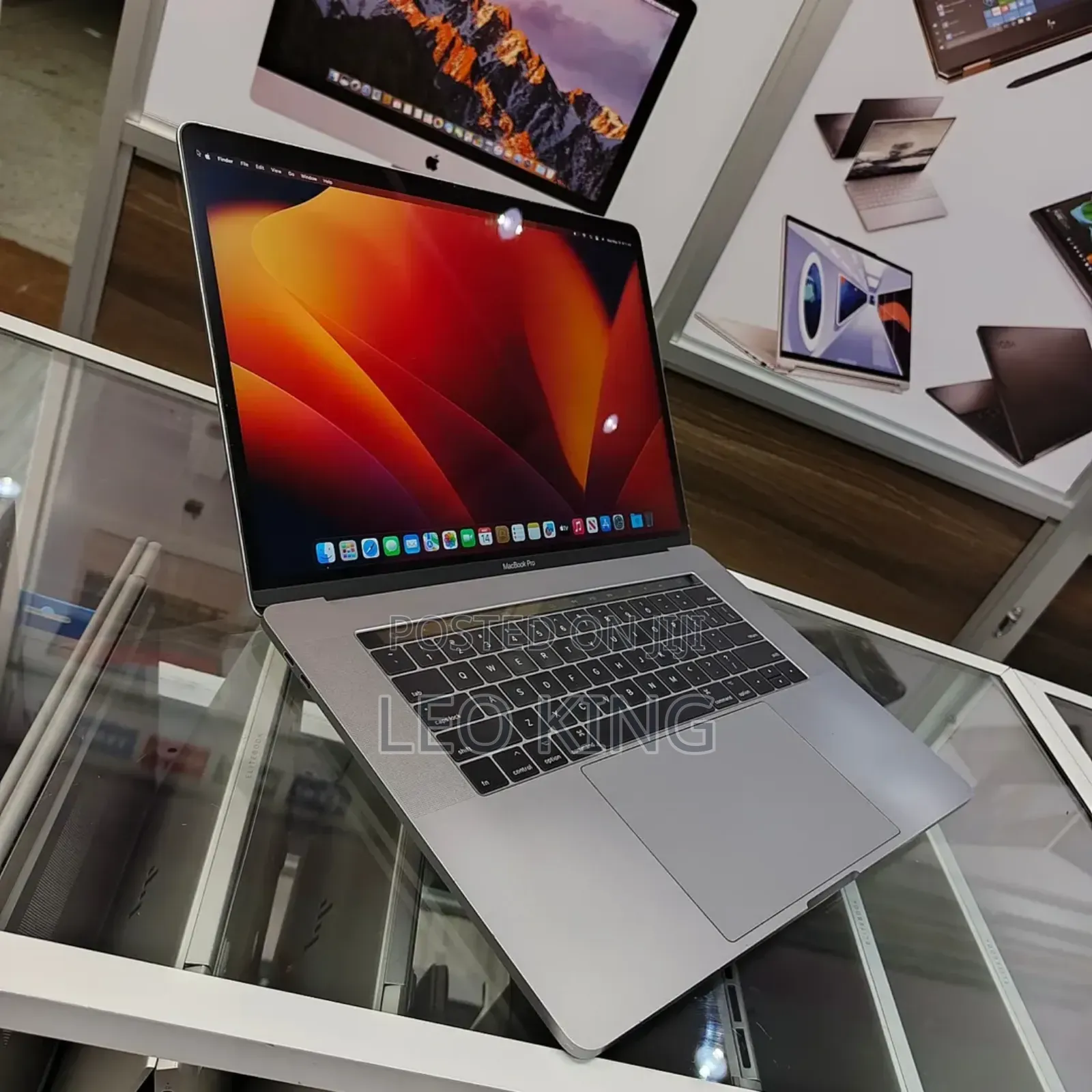 Laptop Apple MacBook Pro 2017 16GB Intel Core i7 SSD 512GB