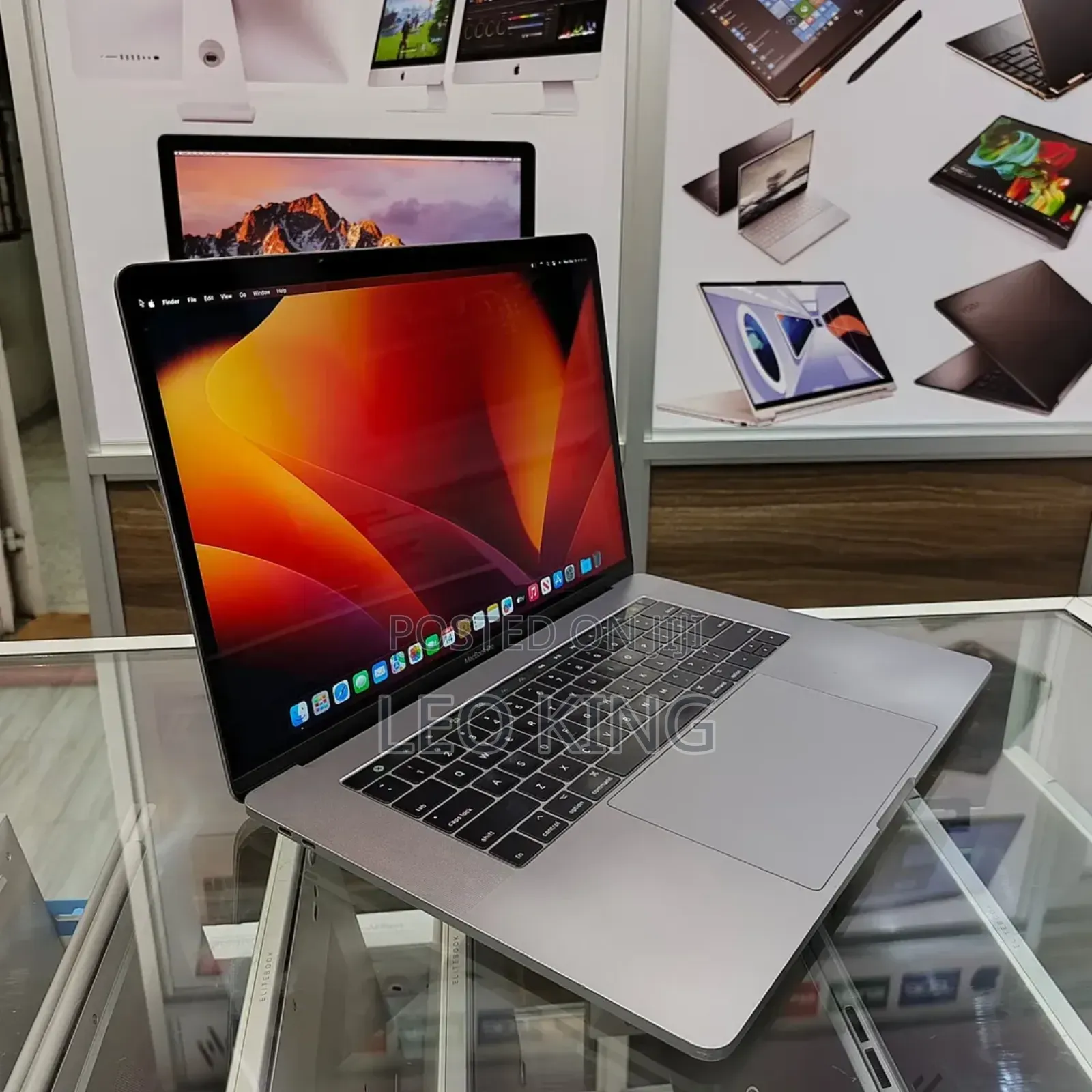 Laptop Apple MacBook Pro 2017 16GB Intel Core i7 SSD 512GB
