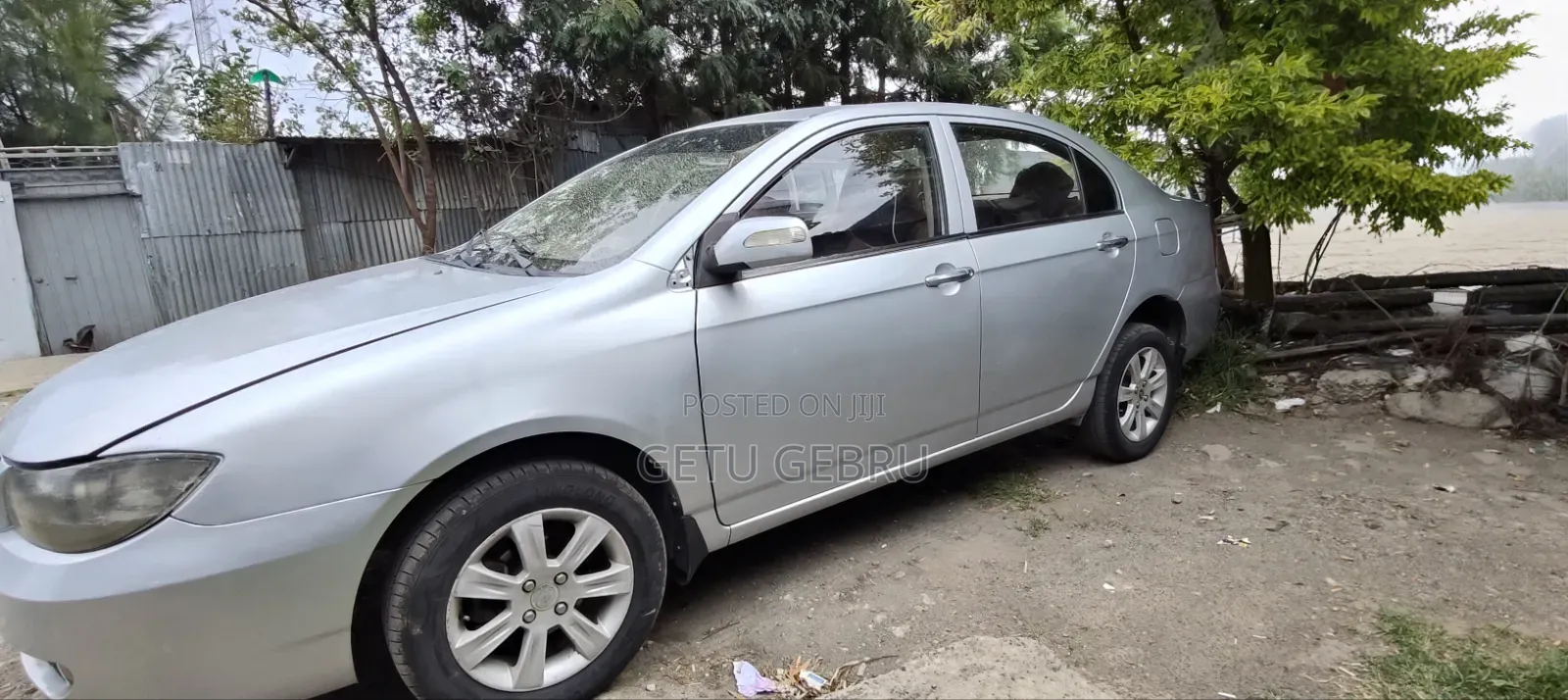 Lifan Abay 1.6 Sedan FWD 2012 Silver