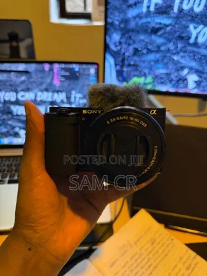 Sony Zv-E10 Camera – Video, Vlog Ready, Clean Condition