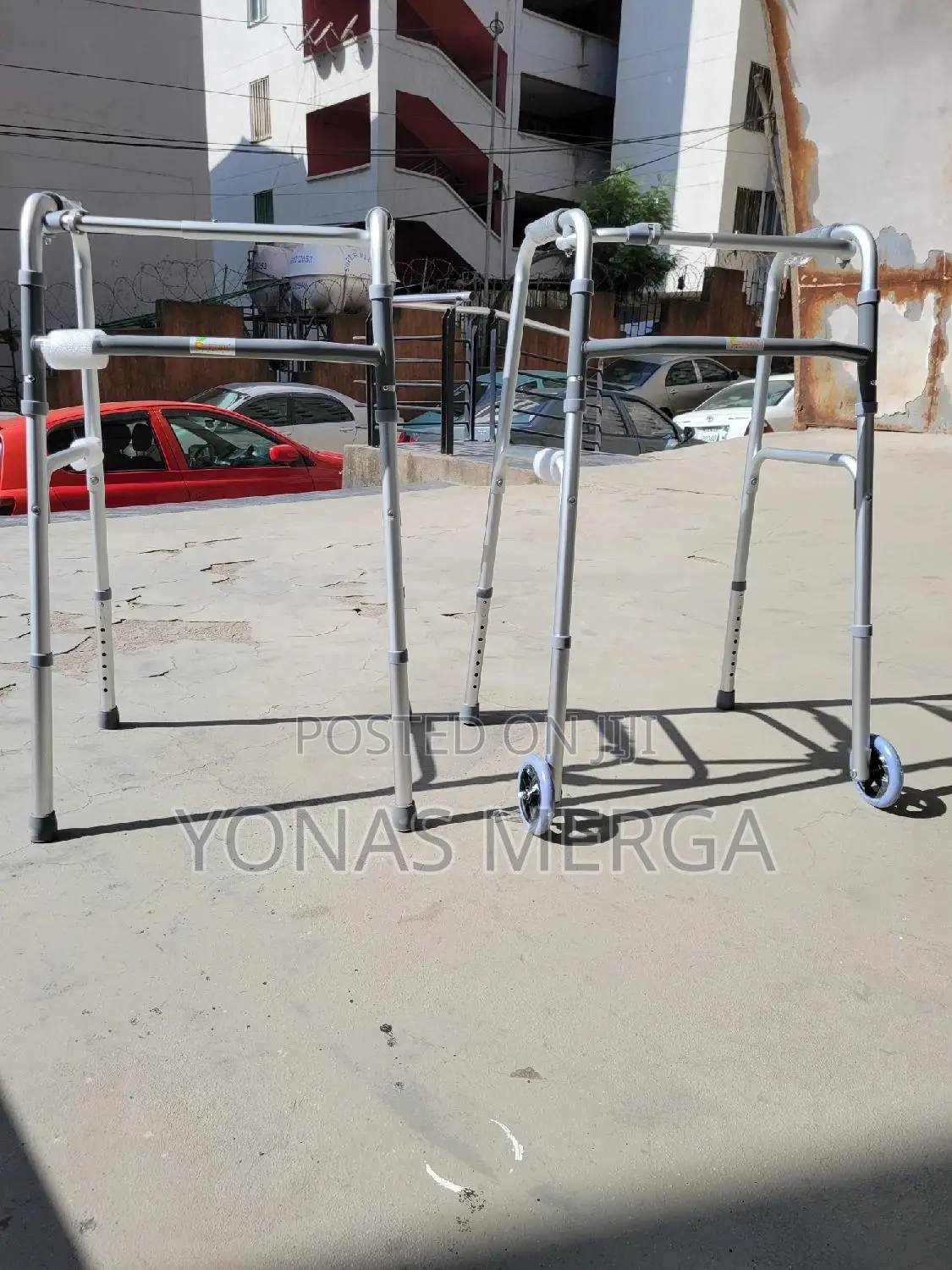 Walker Rs 2,199 / Piece Medical Folding Walker Material: Aluminium