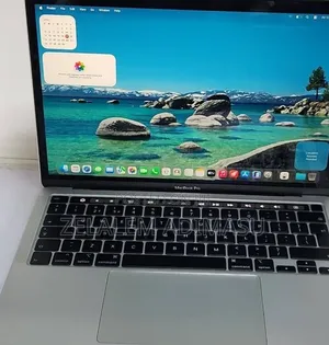 New Laptop Apple MacBook Pro 2020 16GB Intel Core i7 SSD 512GB