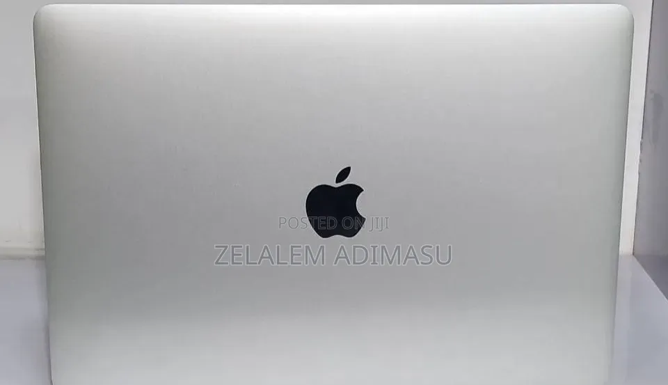 New Laptop Apple MacBook Pro 2020 16GB Intel Core i7 SSD 512GB