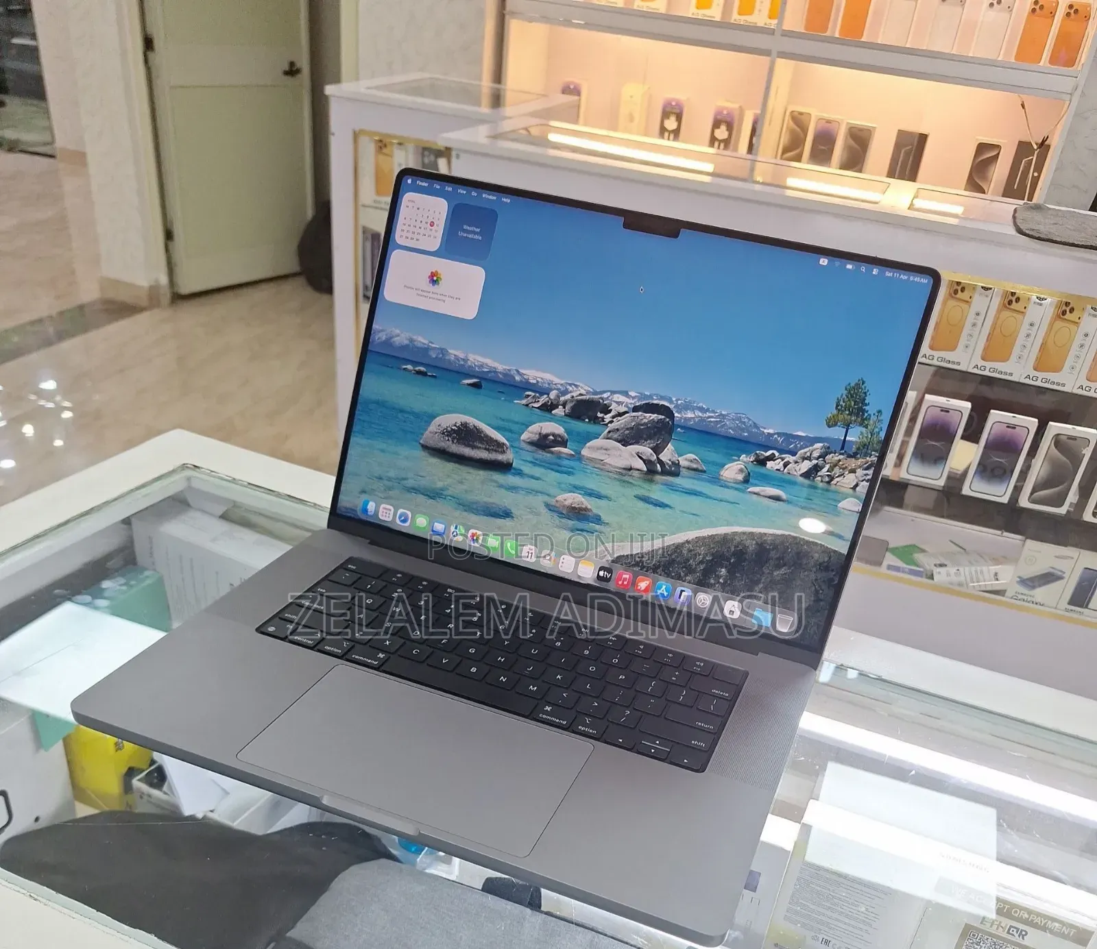 New Laptop Apple MacBook Pro M1 32GB Apple M1 Max SSD 1T