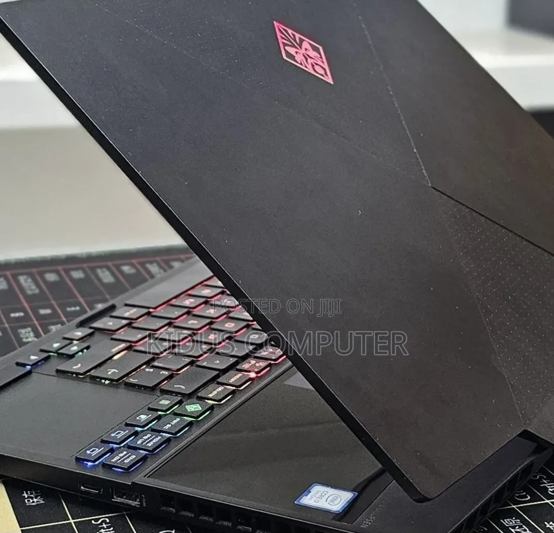 New Laptop HP Omen 15 16GB Intel Core i7 SSD 512GB